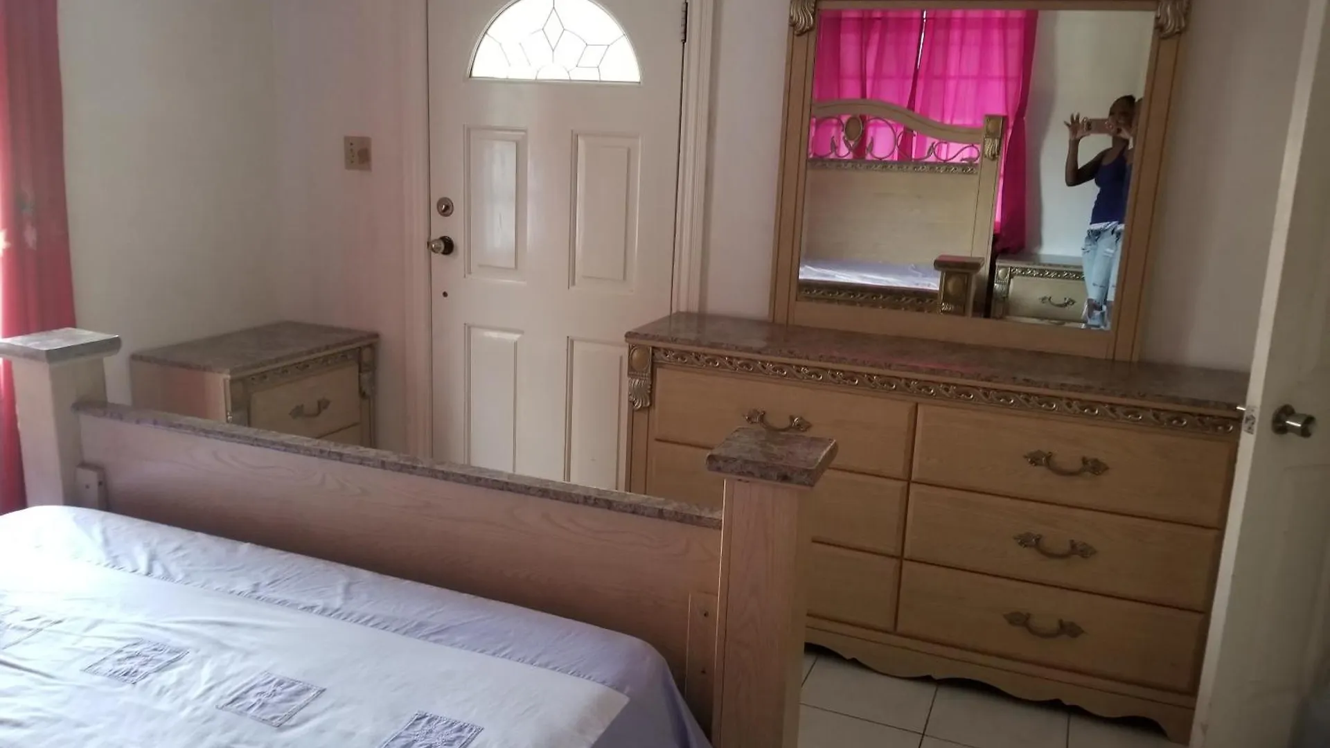 Diana Place Spanish Town 0*,